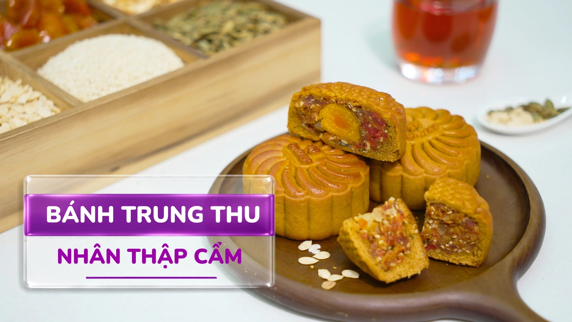 Cách làm Bánh trung thu nhân thập cẩm dẻo ngon - Ít ngọt